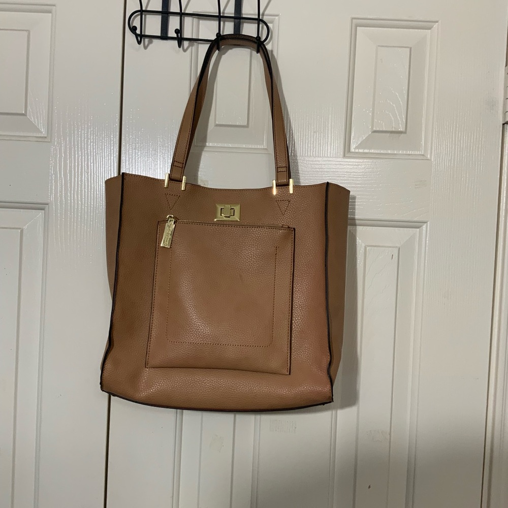 Steve Madden Hobo Shoulder Tote Vegan Leather, In Tan With Zipper Front pouch.